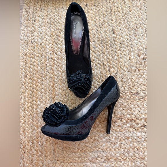 Anthropologie  Brand New Sexy High Heel platform Peep Toe Flower Pumps 🌈 - Picture 6 of 10